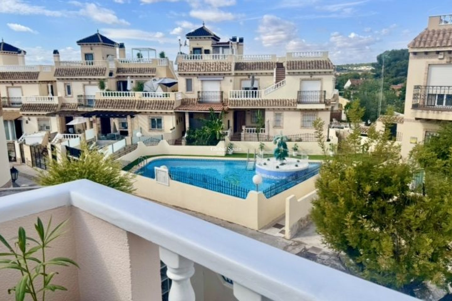 Resale - VILLA -
ORIHUELA COSTA - Costa Blanca