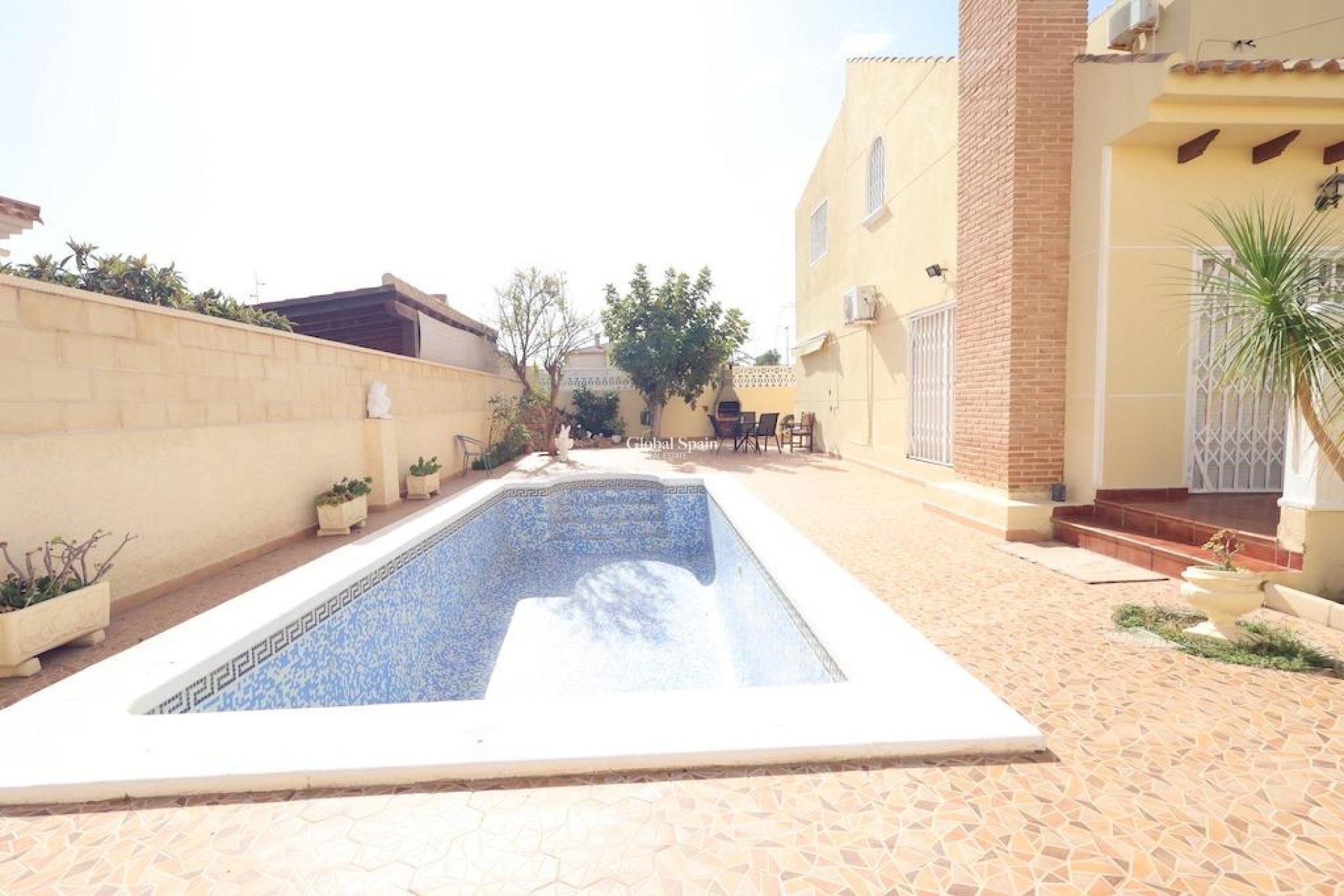 Resale - VILLA -
ORIHUELA COSTA - Costa Blanca