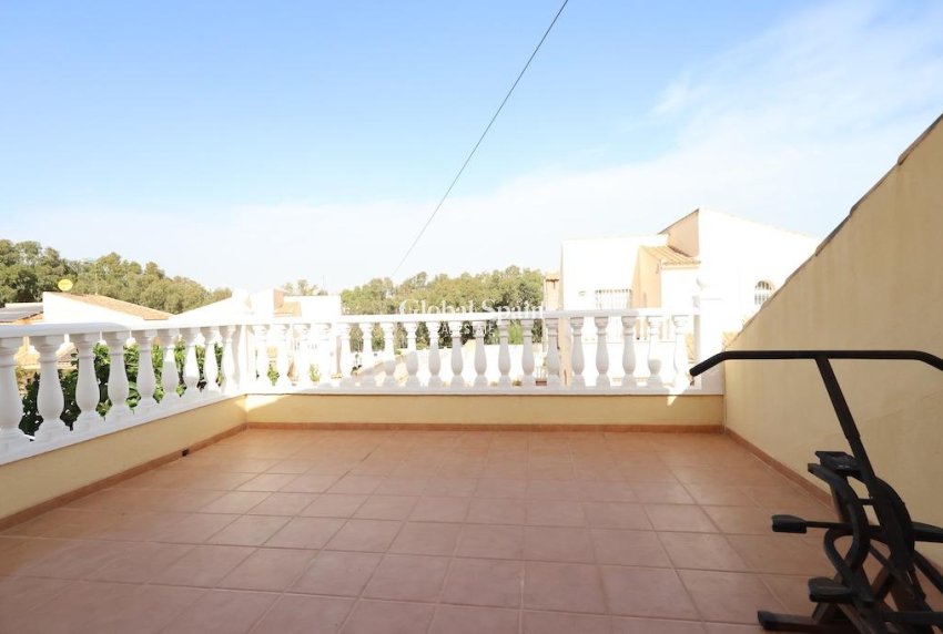 Resale - VILLA -
ORIHUELA COSTA - Costa Blanca