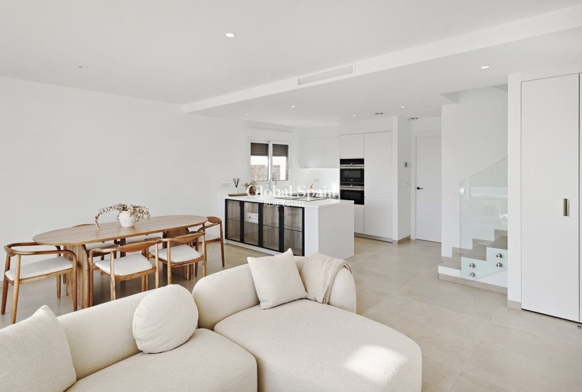Resale - VILLA -
ORIHUELA COSTA - Costa Blanca