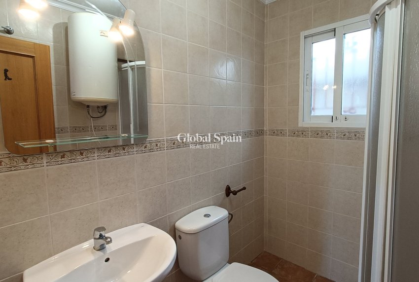 Resale - VILLA -
ORIHUELA COSTA - Costa Blanca