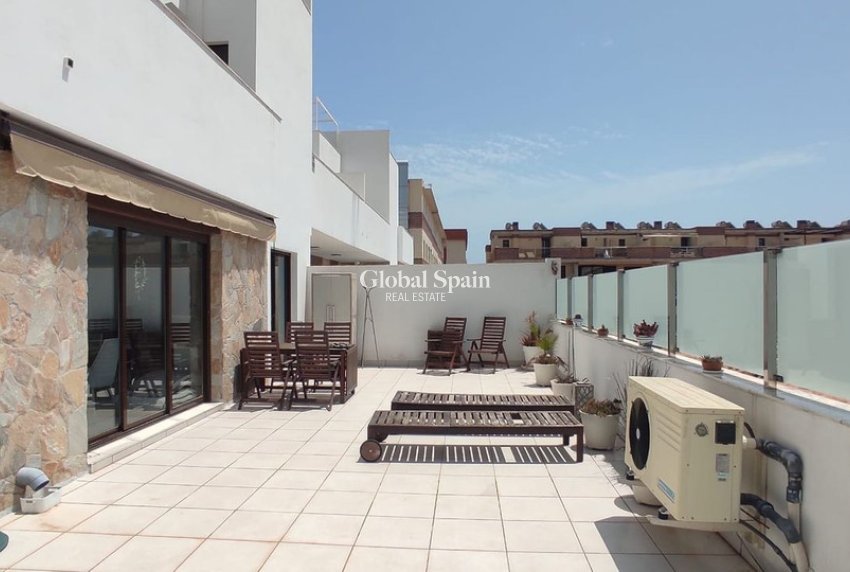 Resale - VILLA -
ORIHUELA COSTA - Costa Blanca