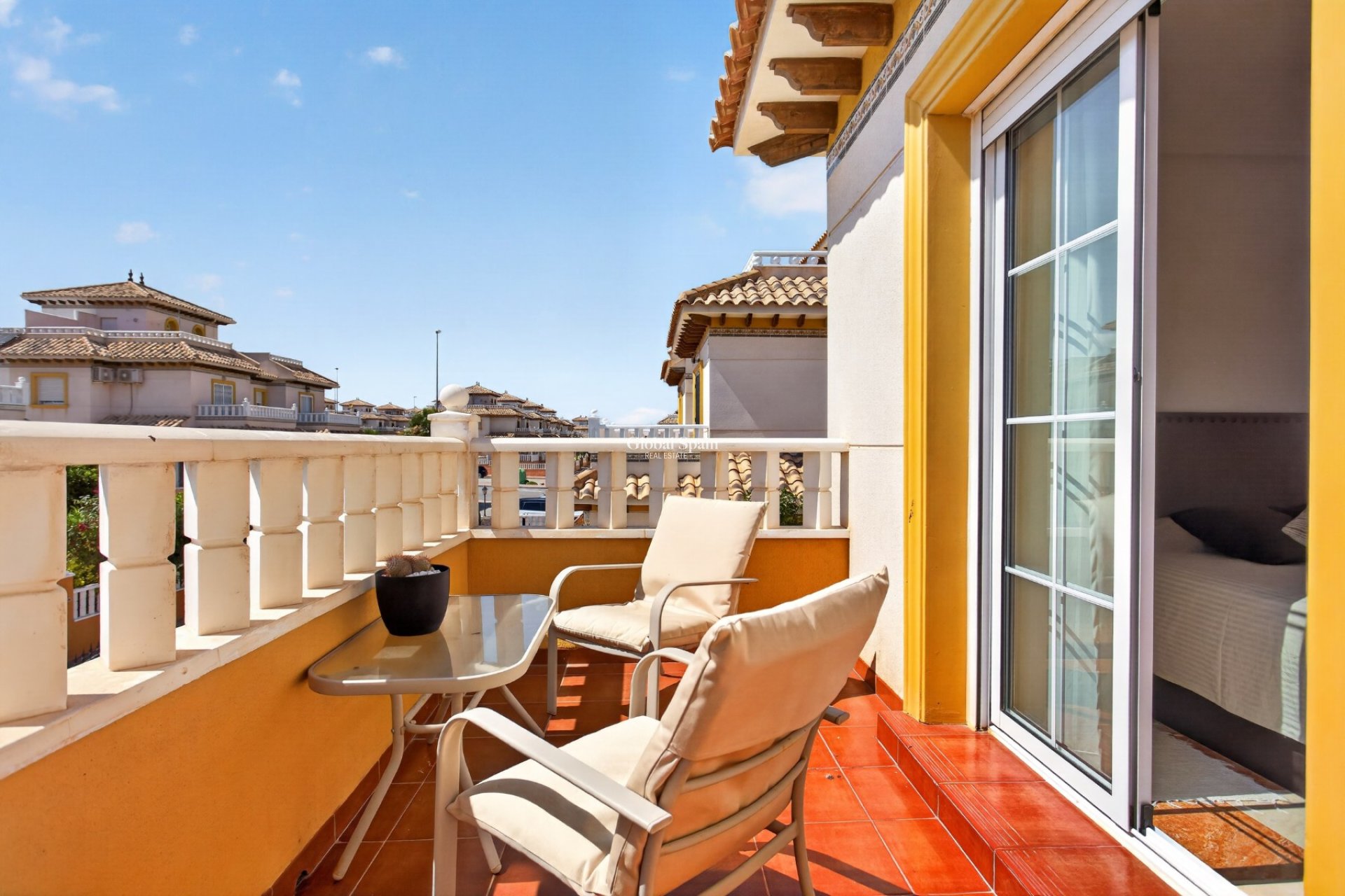 Resale - VILLA -
ORIHUELA COSTA - Costa Blanca