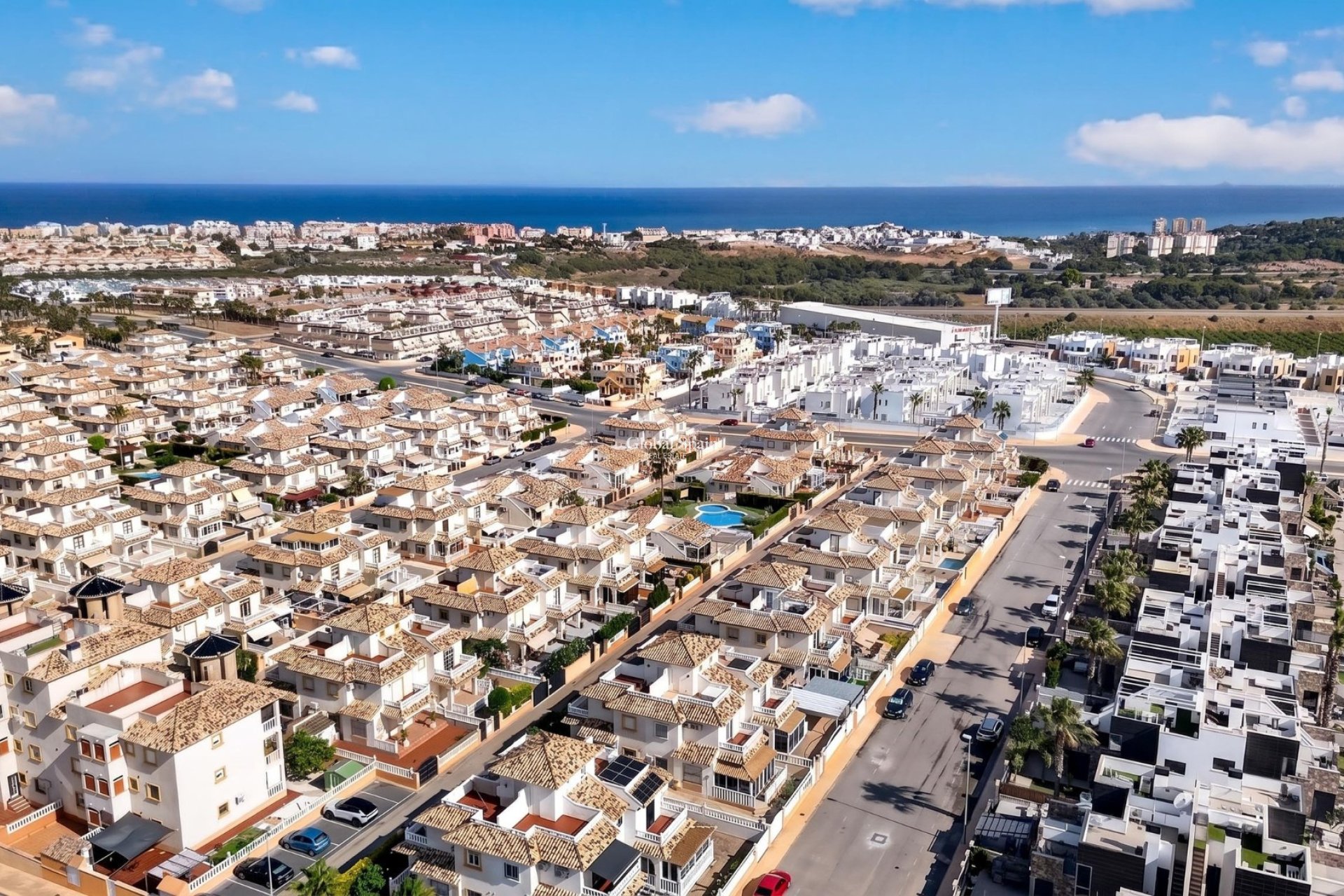 Resale - VILLA -
ORIHUELA COSTA - Costa Blanca
