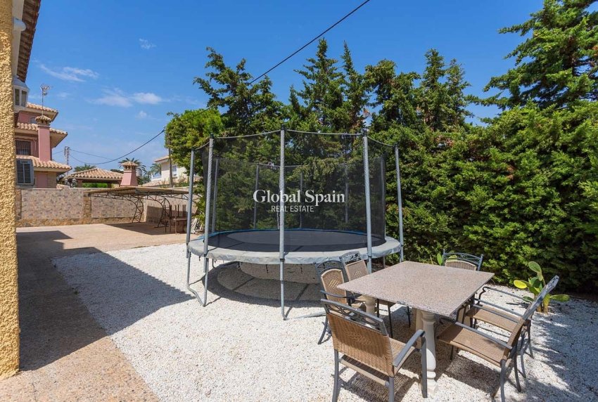 Resale - VILLA -
ORIHUELA COSTA - Costa Blanca