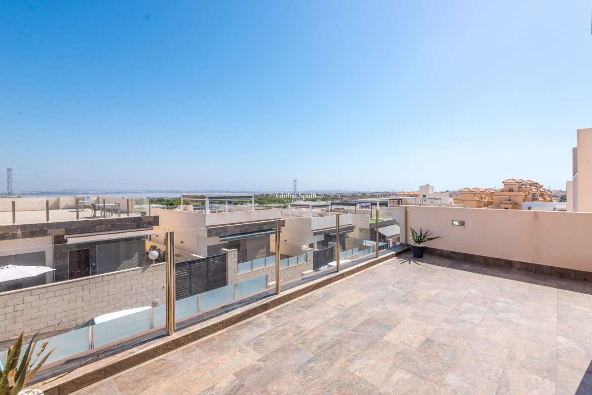 Resale - VILLA -
ORIHUELA COSTA - Costa Blanca