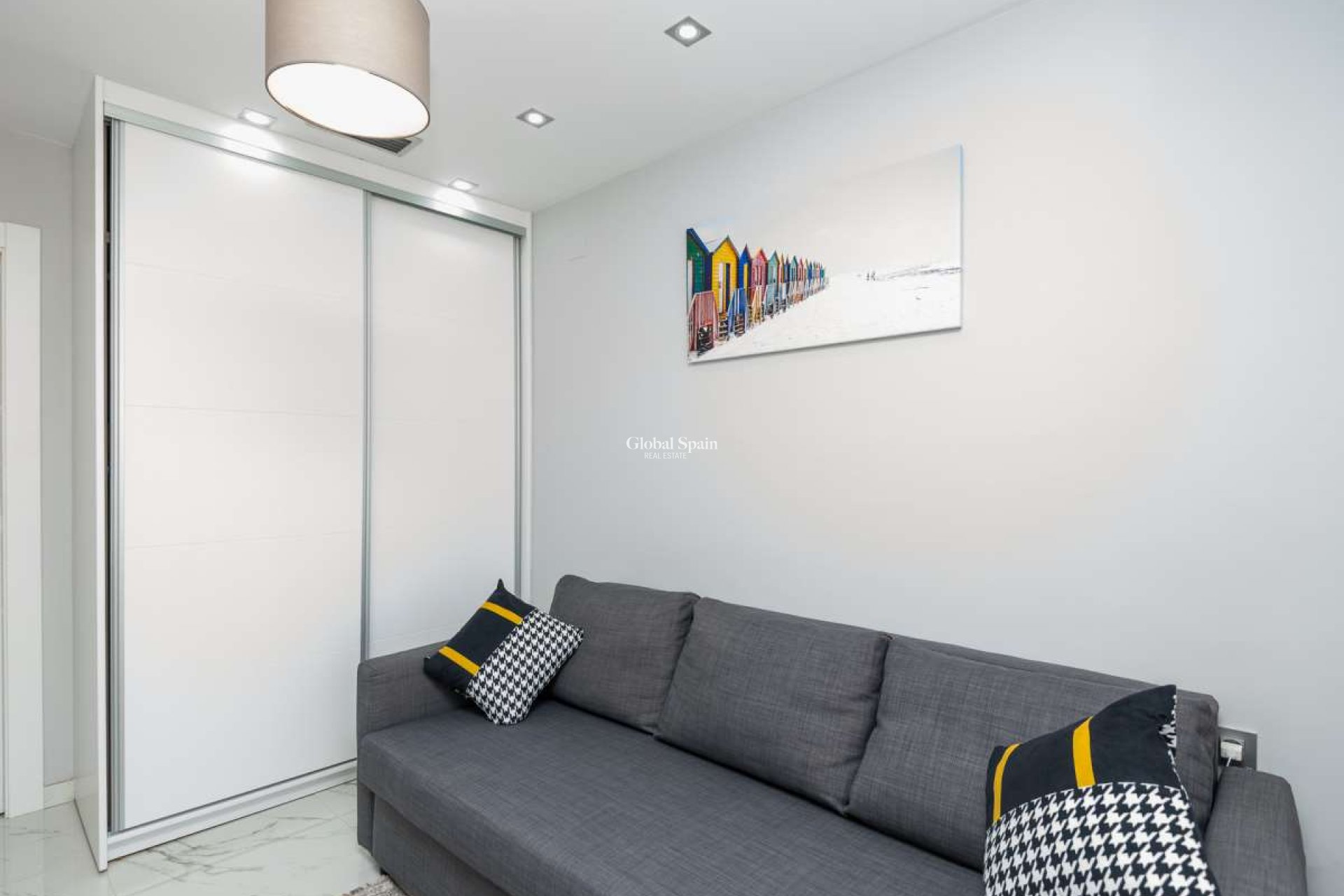 Resale - VILLA -
ORIHUELA COSTA - Costa Blanca