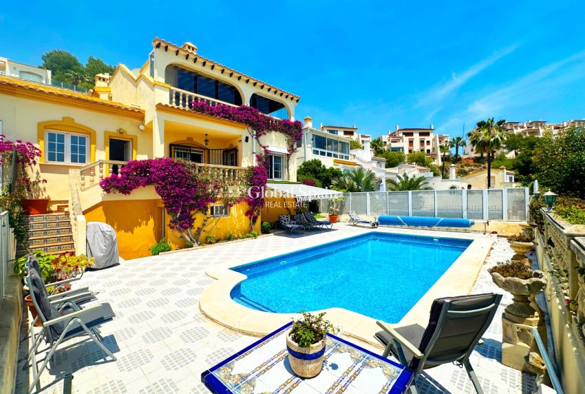 Resale - VILLA -
ORIHUELA COSTA - Costa Blanca