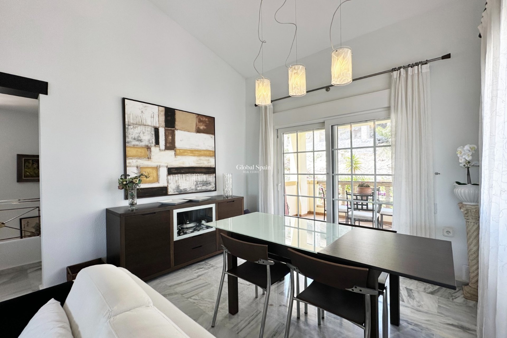 Resale - VILLA -
ORIHUELA COSTA - Costa Blanca