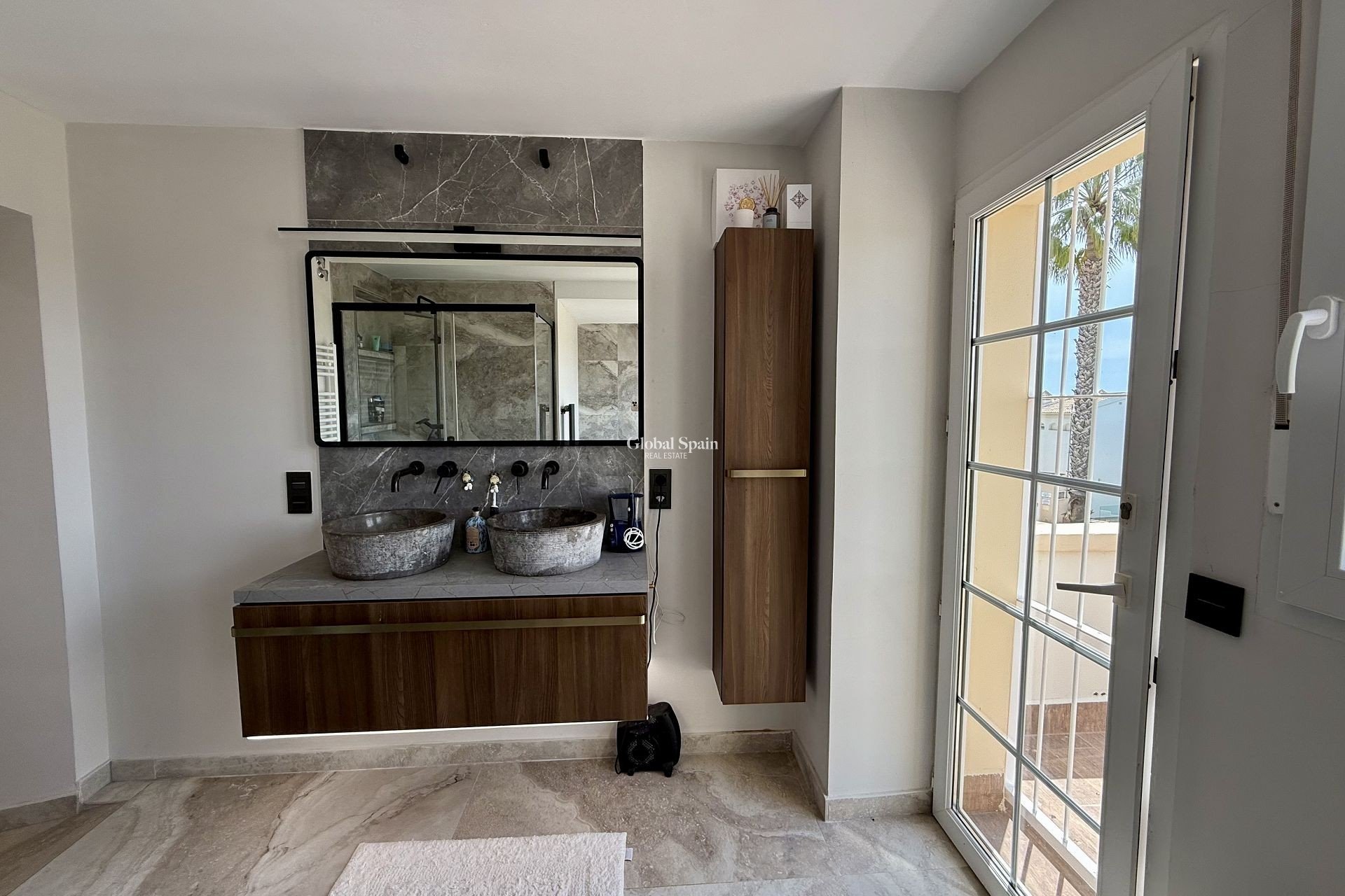 Resale - VILLA -
ORIHUELA COSTA - Costa Blanca