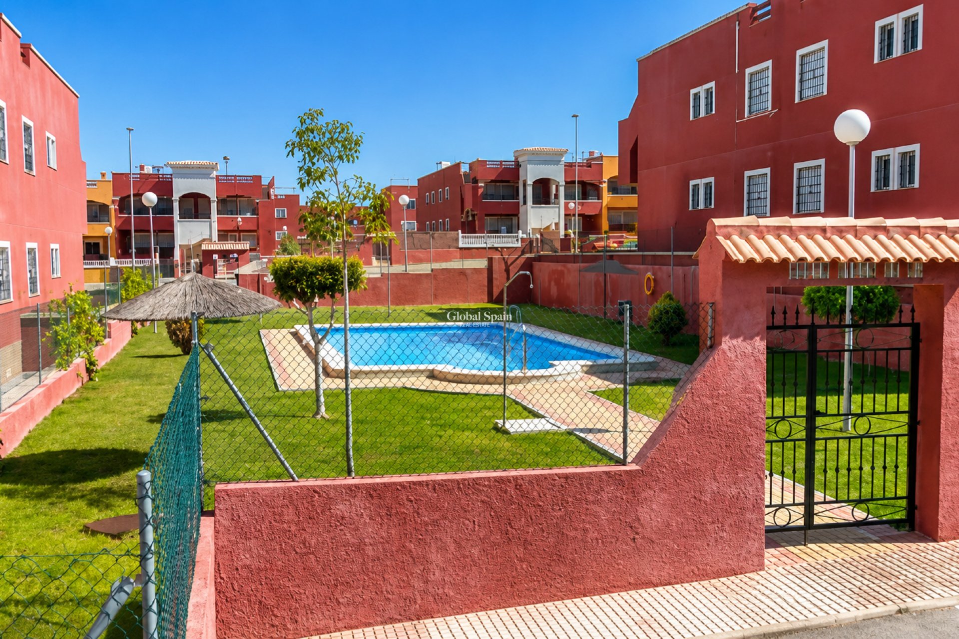 Resale - VILLA -
ORIHUELA COSTA - Costa Blanca