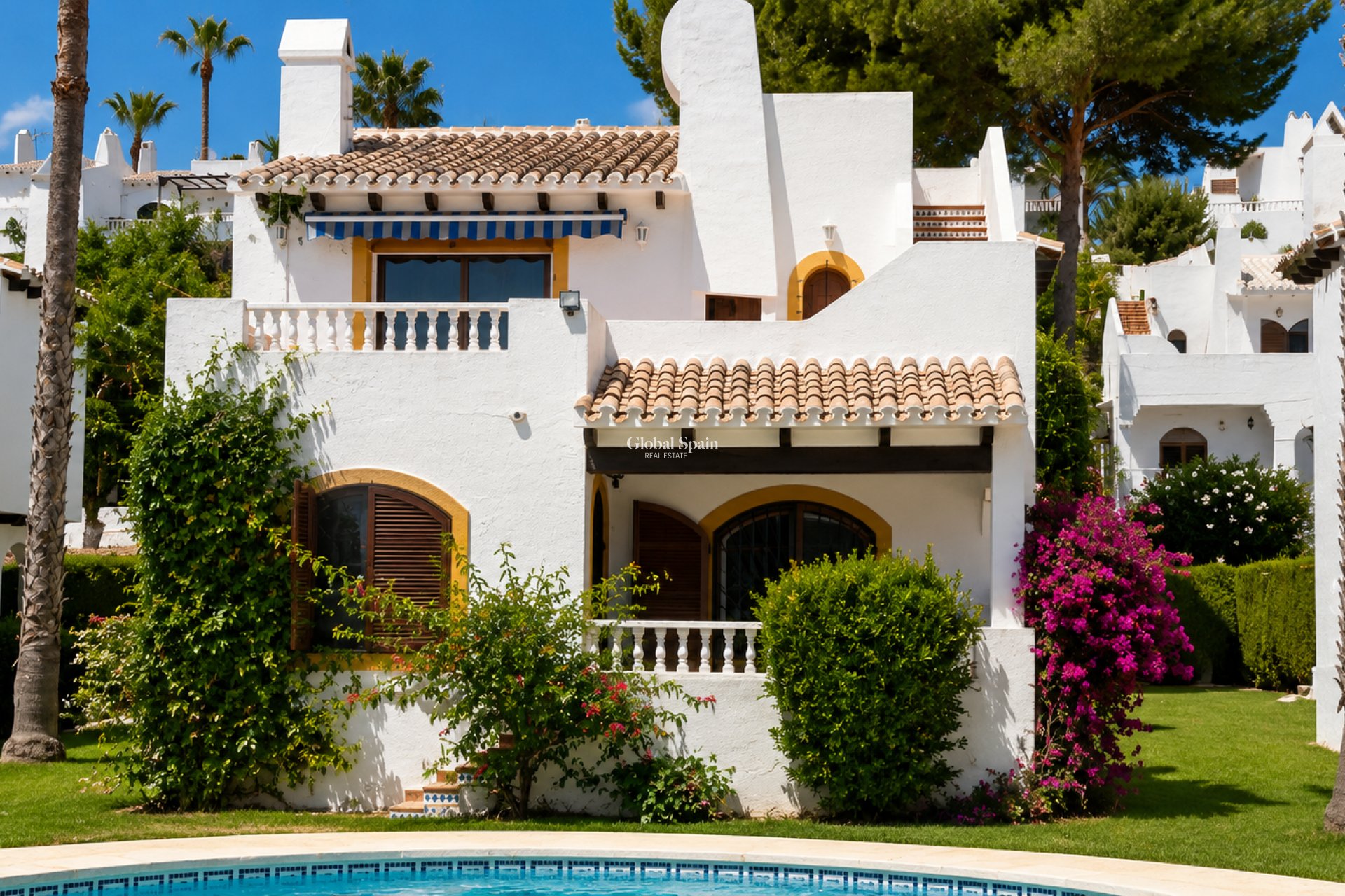 Resale - VILLA -
ORIHUELA COSTA - Costa Blanca