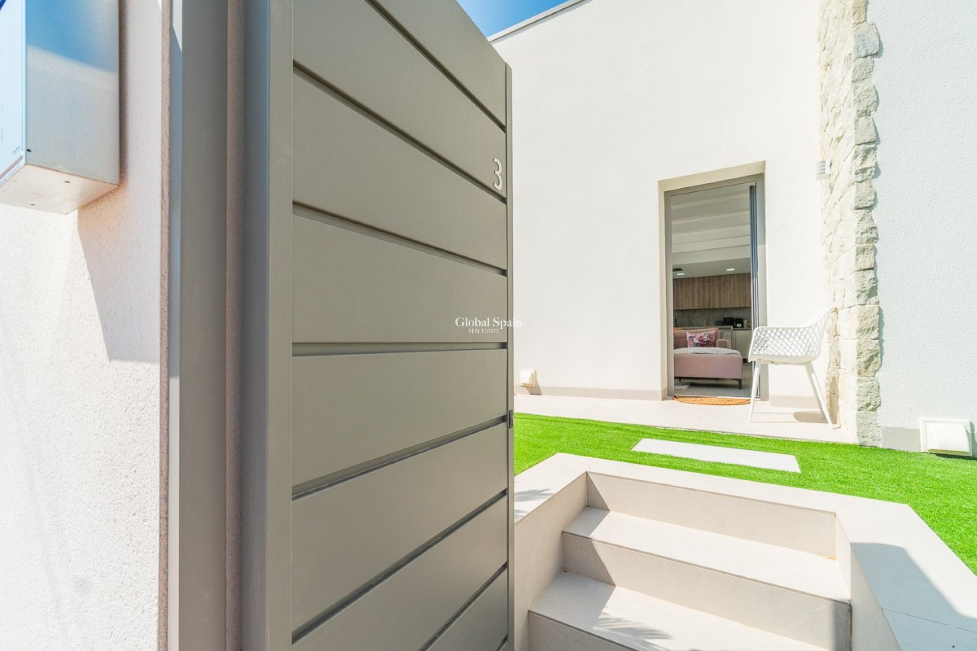Resale - VILLA -
ORIHUELA COSTA - Costa Blanca