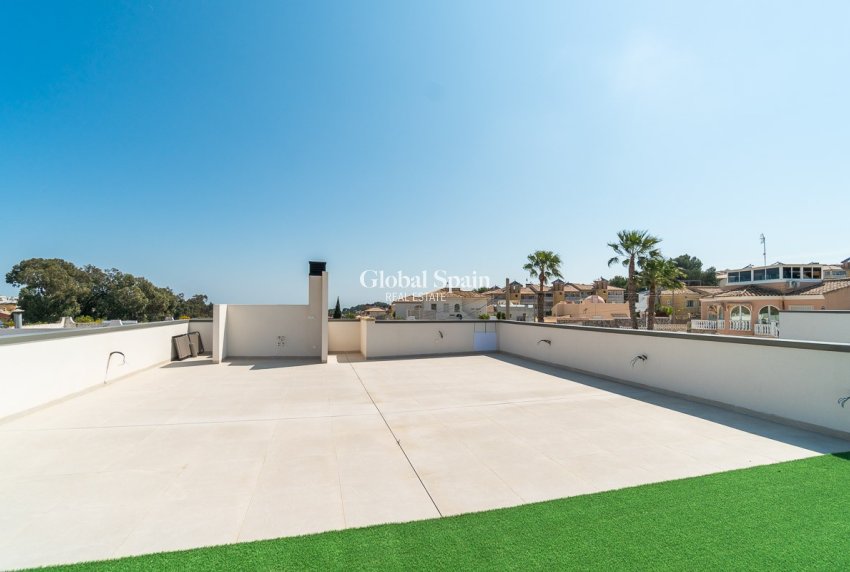 Resale - VILLA -
ORIHUELA COSTA - Costa Blanca
