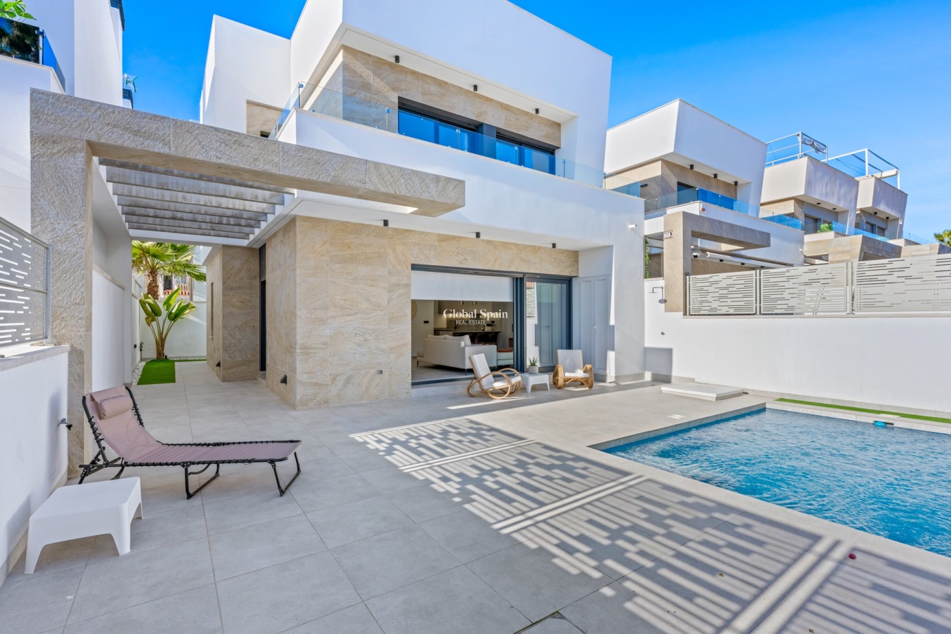 Resale - VILLA -
ORIHUELA COSTA - Costa Blanca