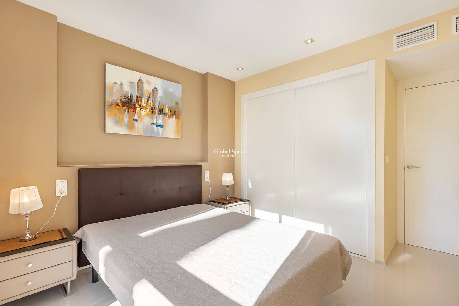 Resale - VILLA -
ORIHUELA COSTA - Costa Blanca