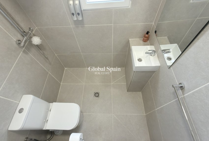 Resale - VILLA -
ORIHUELA COSTA - Costa Blanca