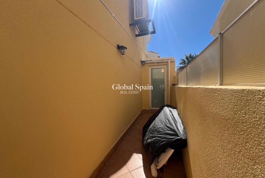 Resale - VILLA -
ORIHUELA COSTA - Costa Blanca