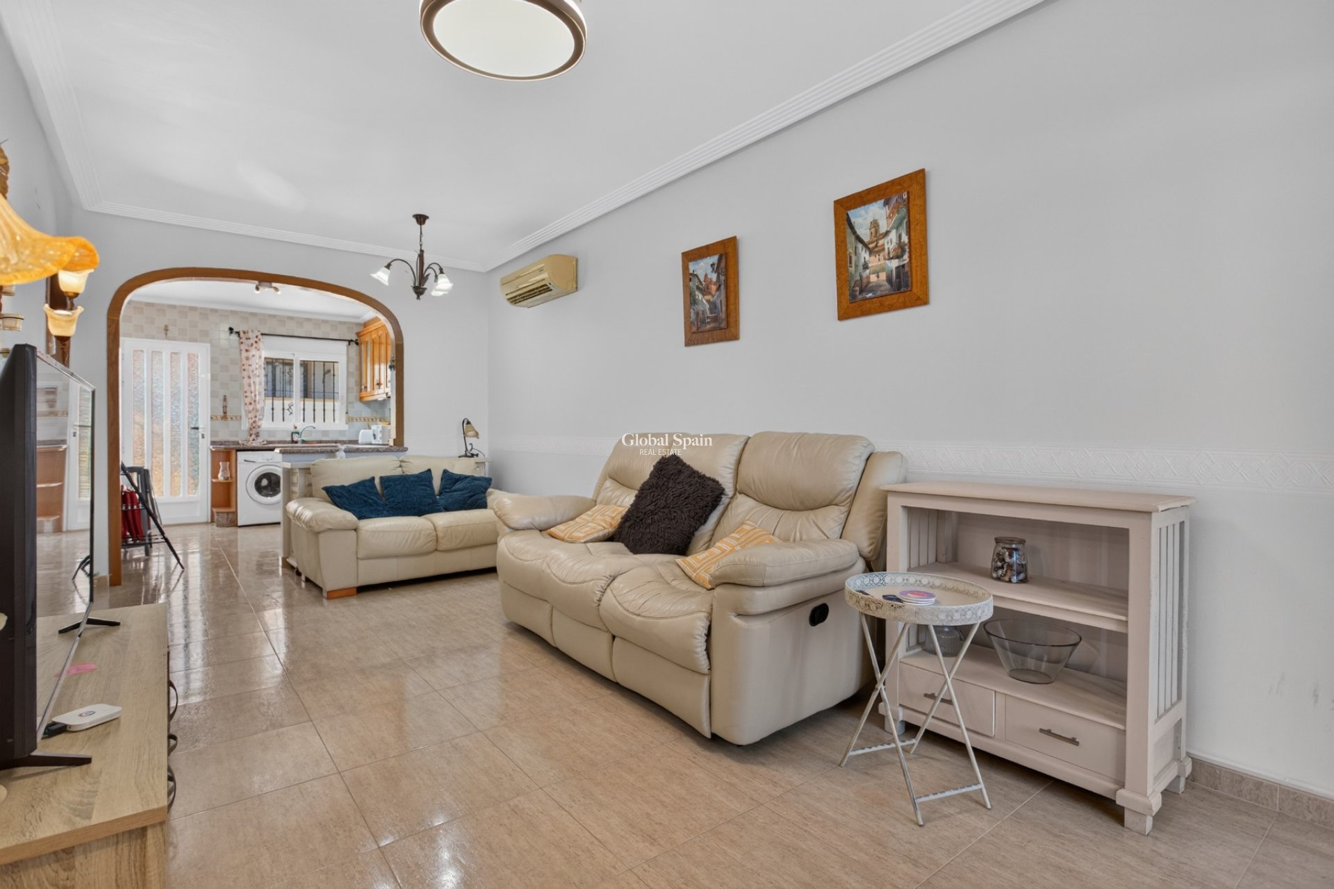 Resale - VILLA -
ORIHUELA COSTA - Costa Blanca