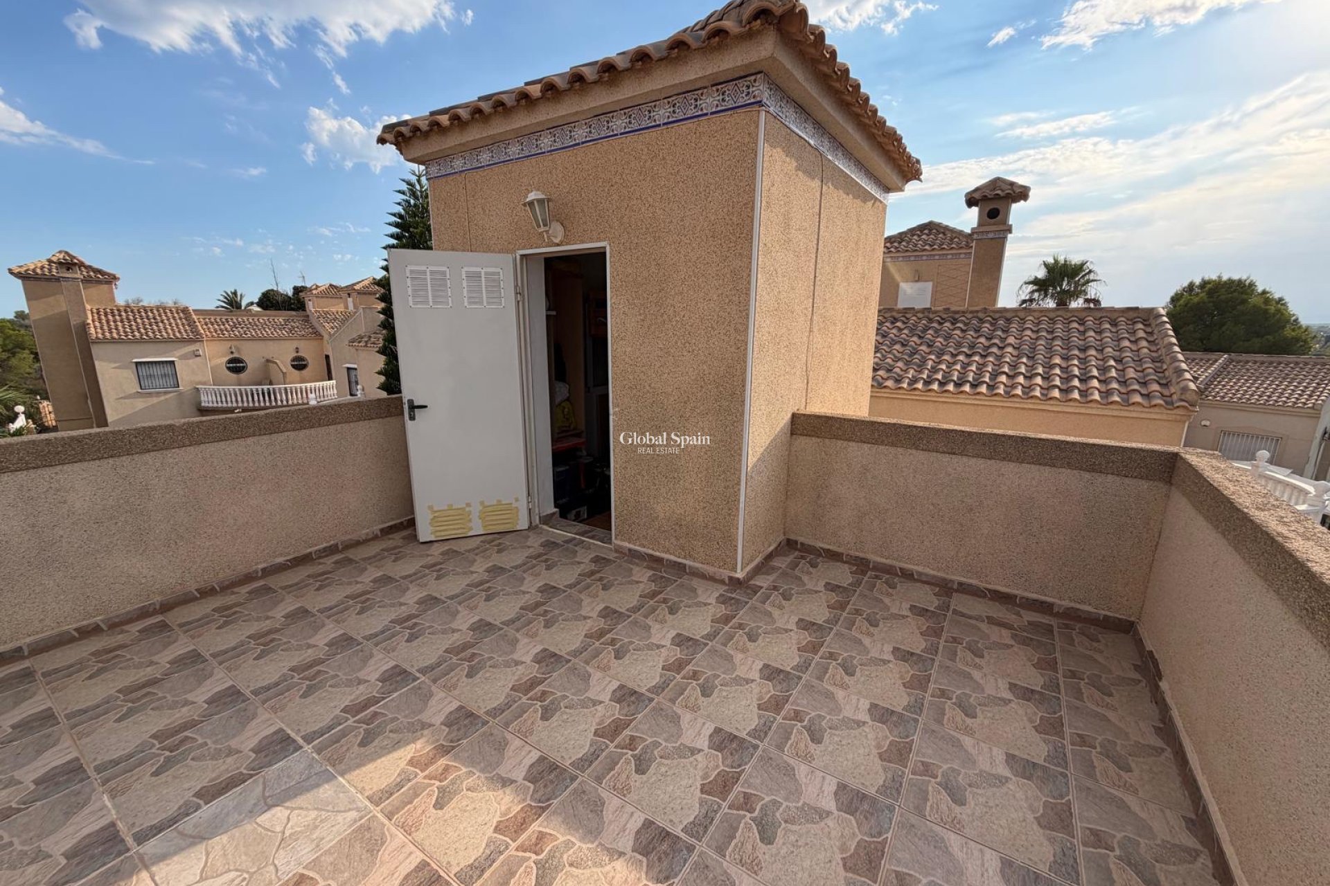 Resale - VILLA -
ORIHUELA COSTA - Costa Blanca