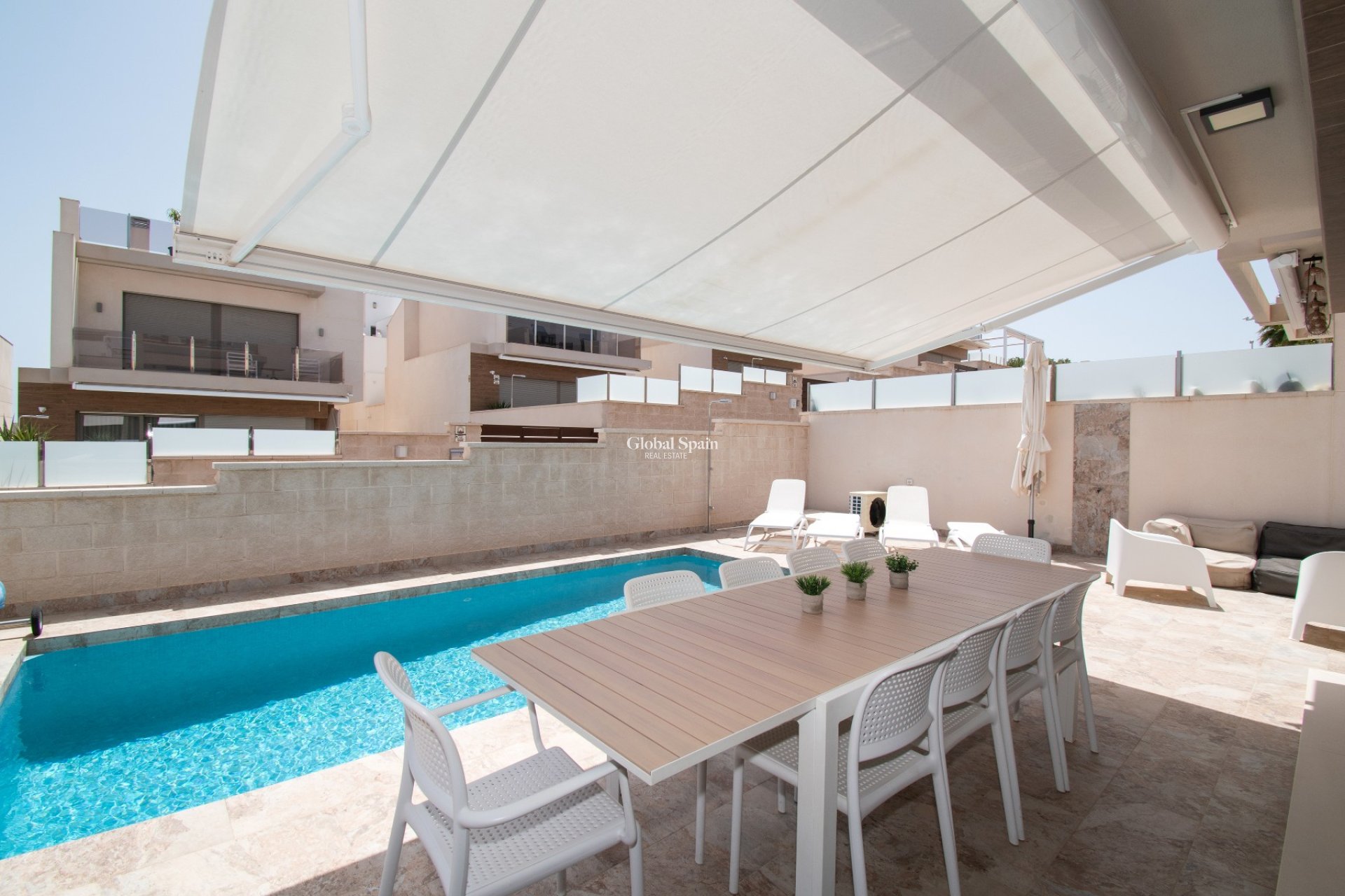 Resale - VILLA -
ORIHUELA COSTA - Costa Blanca