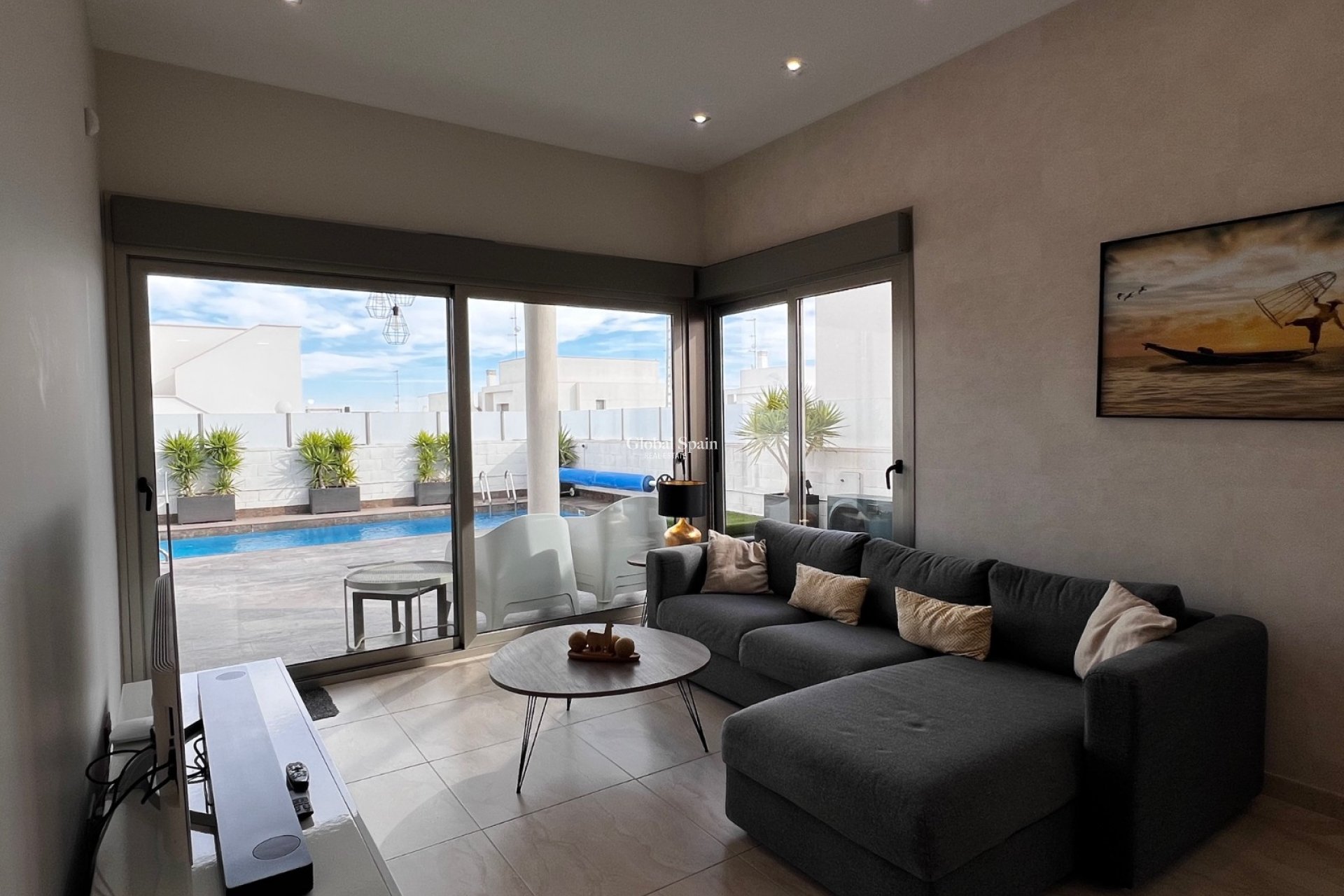 Resale - VILLA -
ORIHUELA COSTA - Costa Blanca