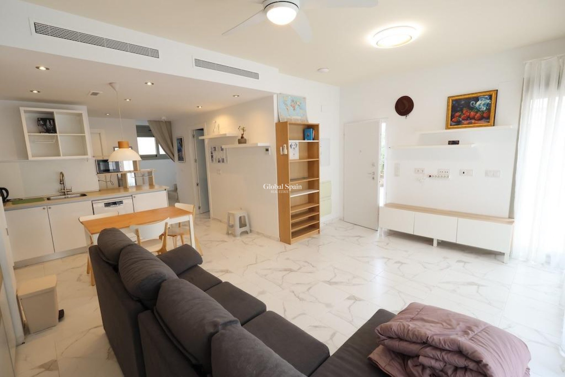 Resale - VILLA -
ORIHUELA COSTA - Costa Blanca