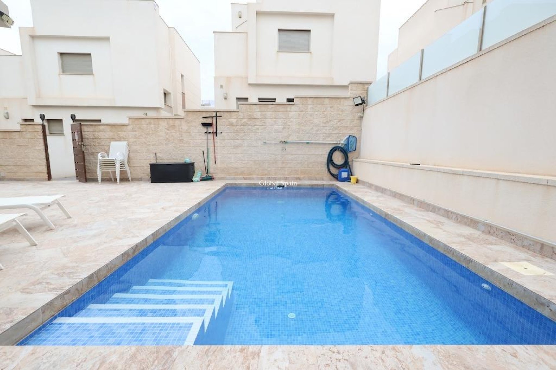 Resale - VILLA -
ORIHUELA COSTA - Costa Blanca
