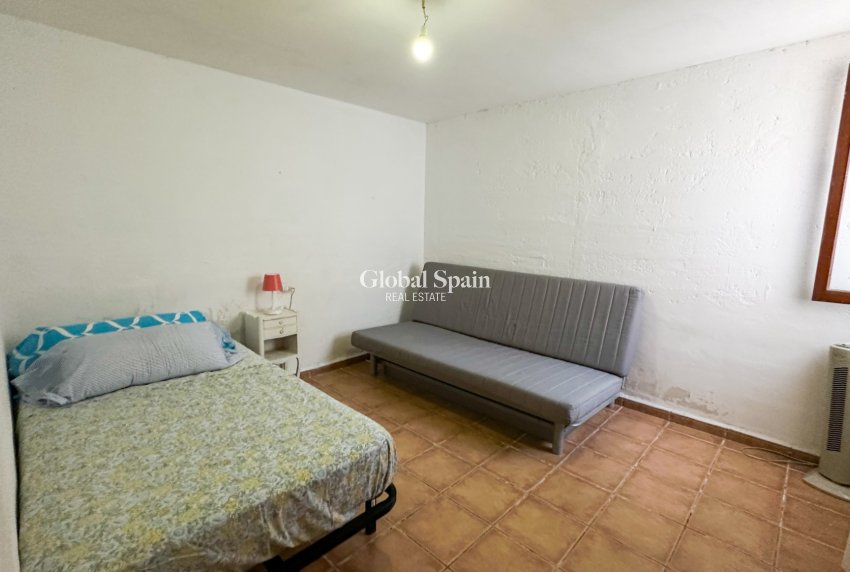 Resale - VILLA -
ORIHUELA COSTA - Costa Blanca