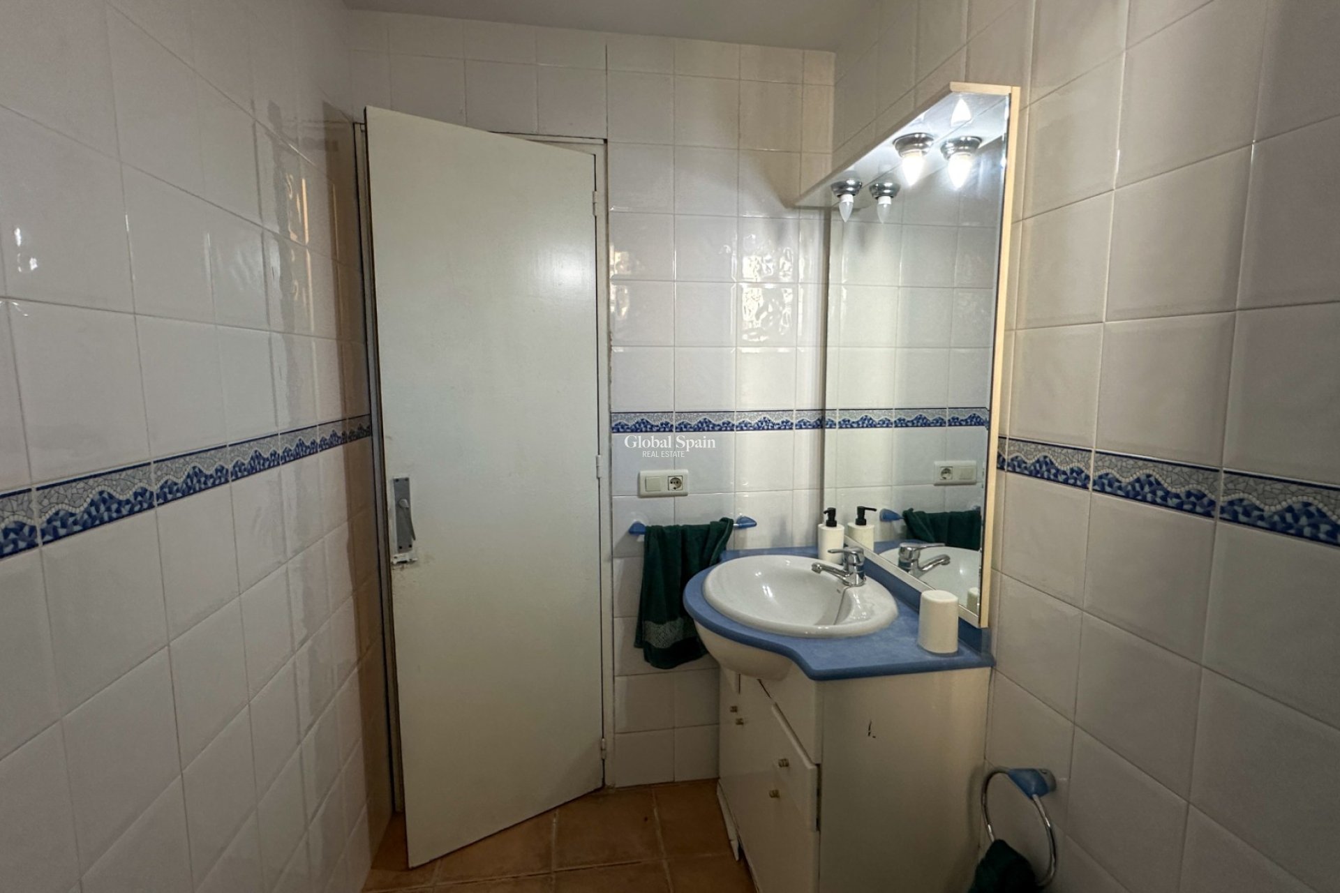 Resale - VILLA -
ORIHUELA COSTA - Costa Blanca