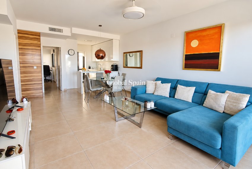 Resale - VILLA -
ORIHUELA COSTA - Costa Blanca