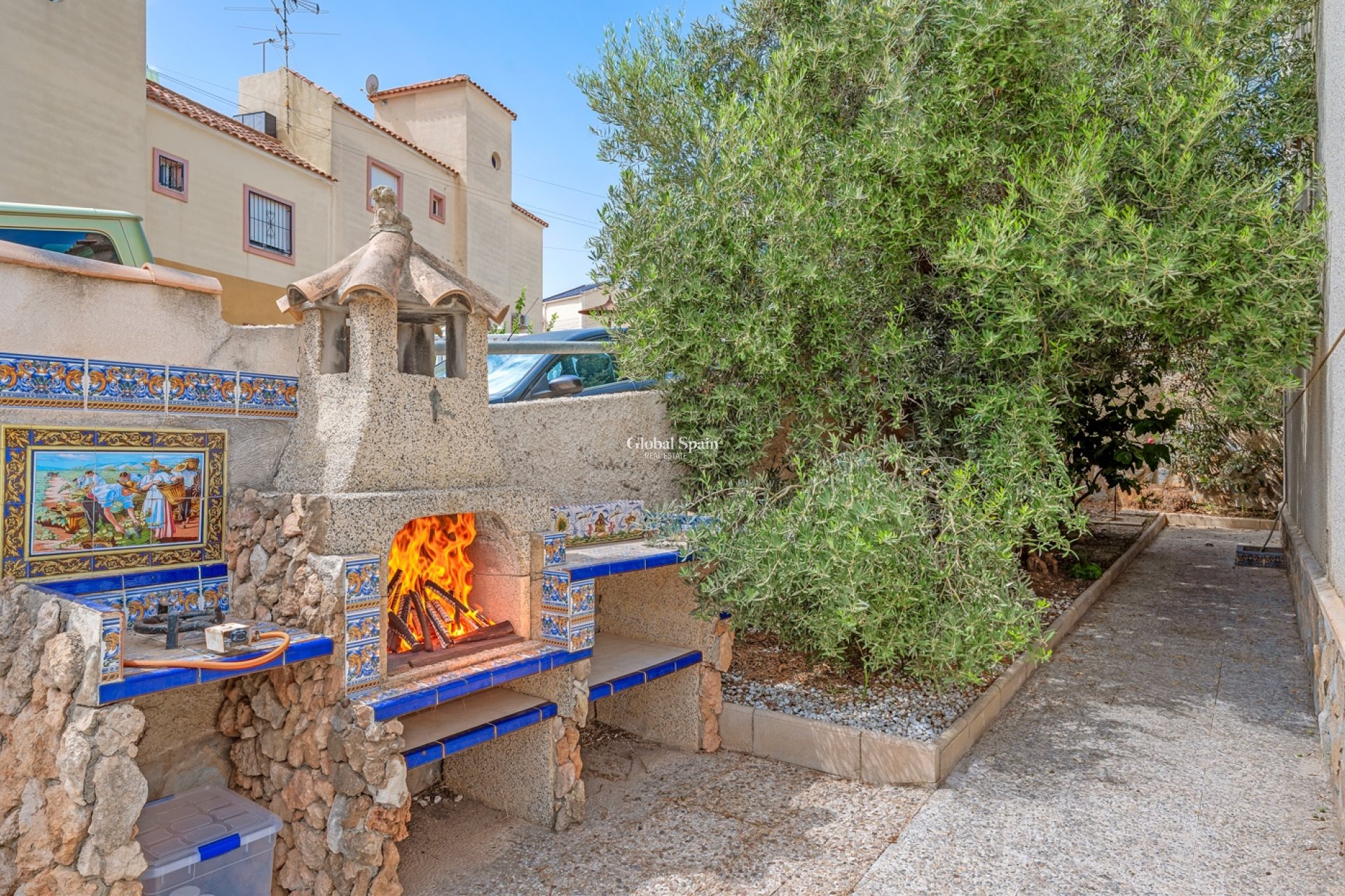 Resale - VILLA -
ORIHUELA COSTA - El Galan