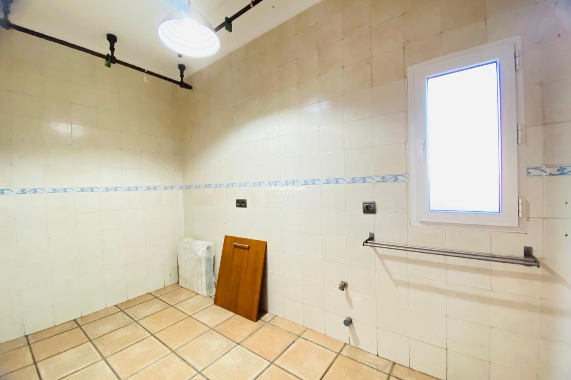 Resale - VILLA -
ORIHUELA COSTA - La Florida