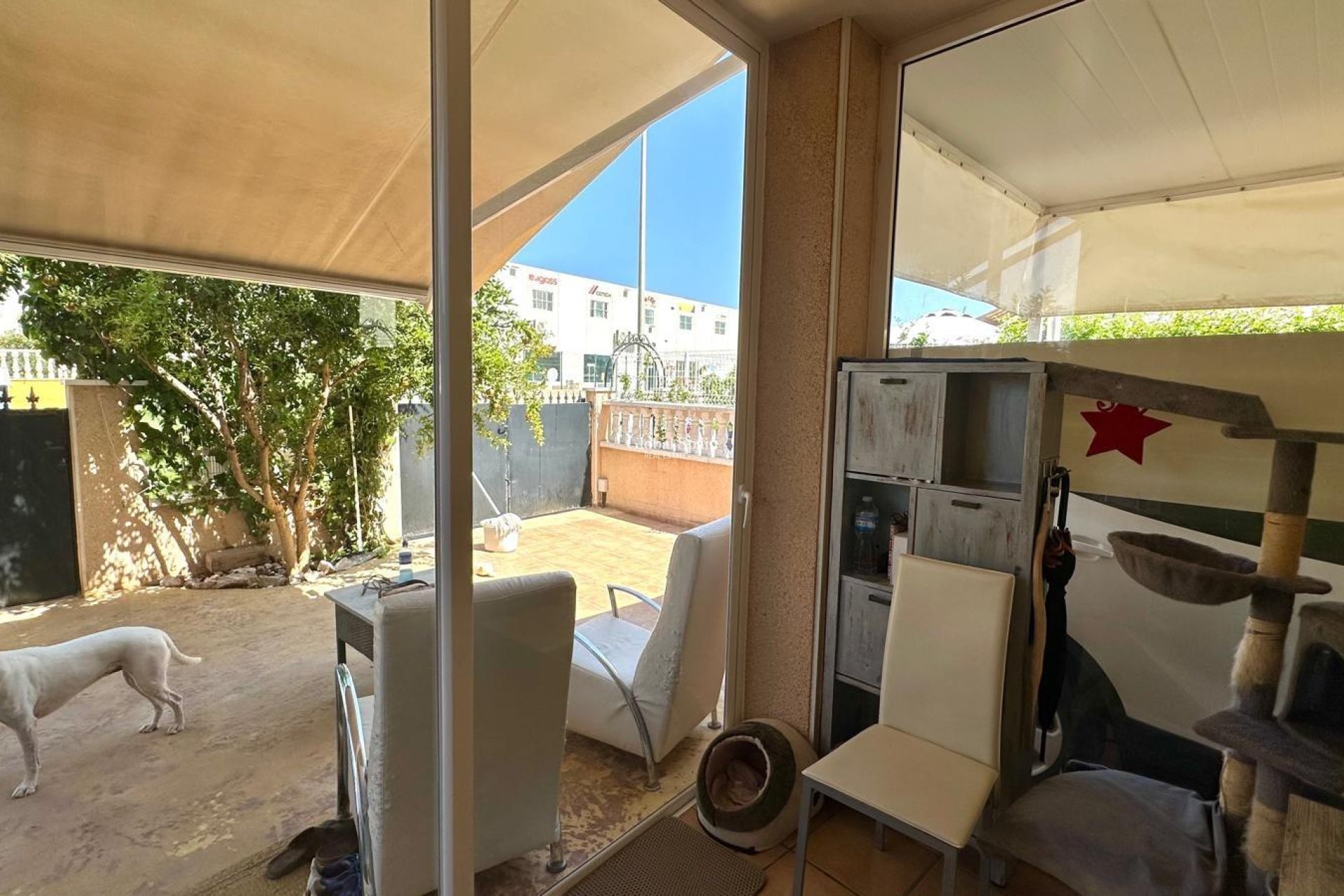 Resale - VILLA -
ORIHUELA COSTA - La Regia