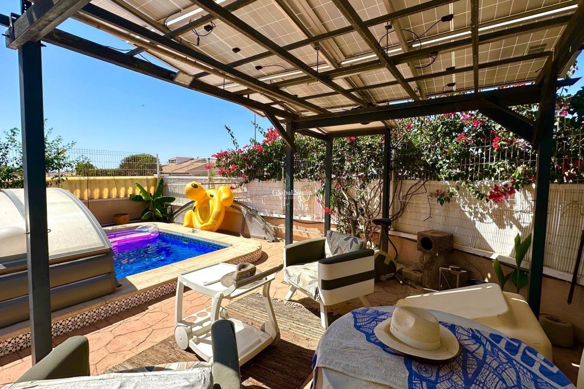 Resale - VILLA -
ORIHUELA COSTA - La Regia