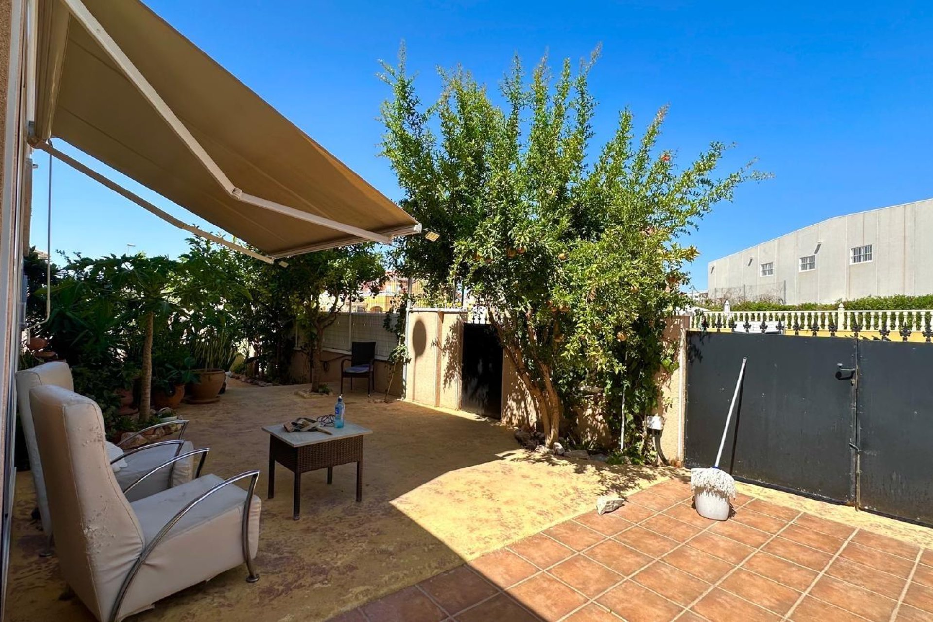 Resale - VILLA -
ORIHUELA COSTA - La Regia