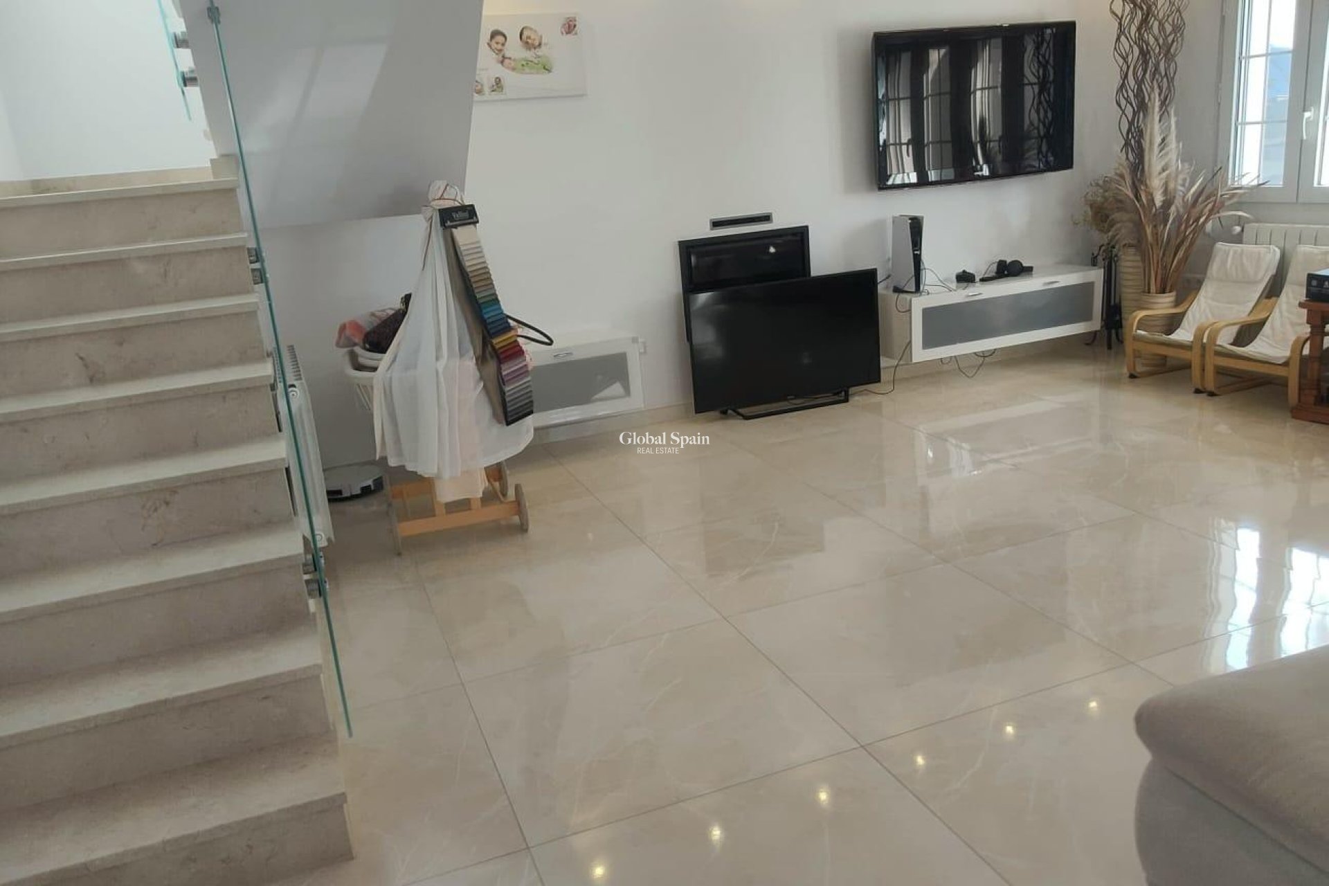 Resale - VILLA -
ORIHUELA COSTA - La Zenia