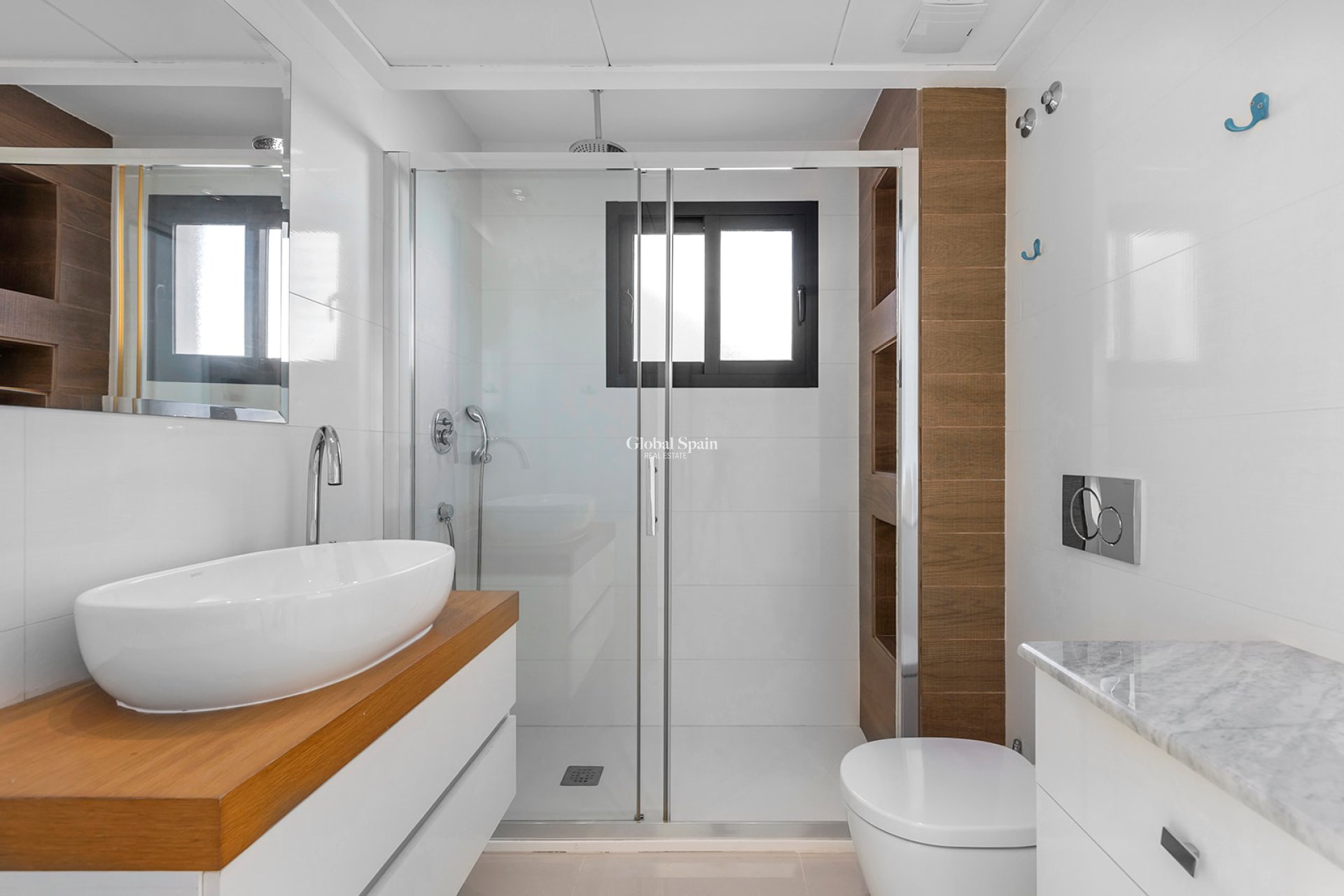 Resale - Villa -
ORIHUELA COSTA - La Zenia