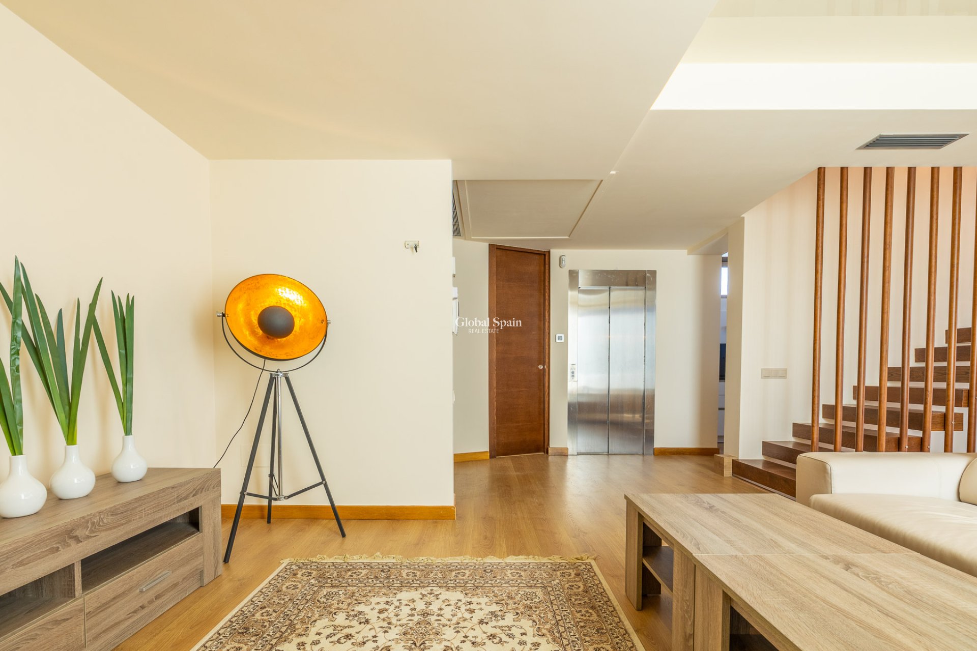 Resale - Villa -
ORIHUELA COSTA - La Zenia