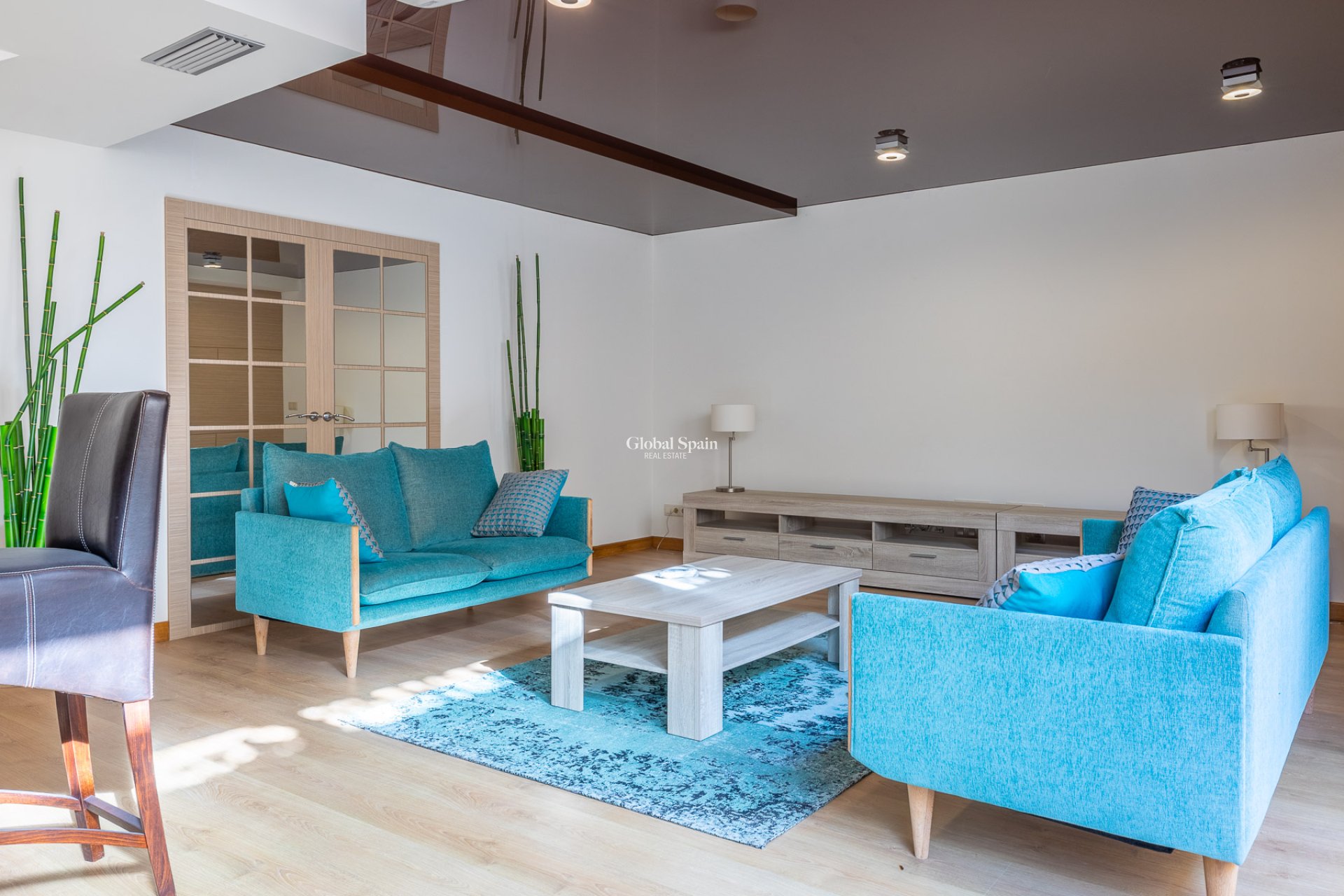 Resale - Villa -
ORIHUELA COSTA - La Zenia