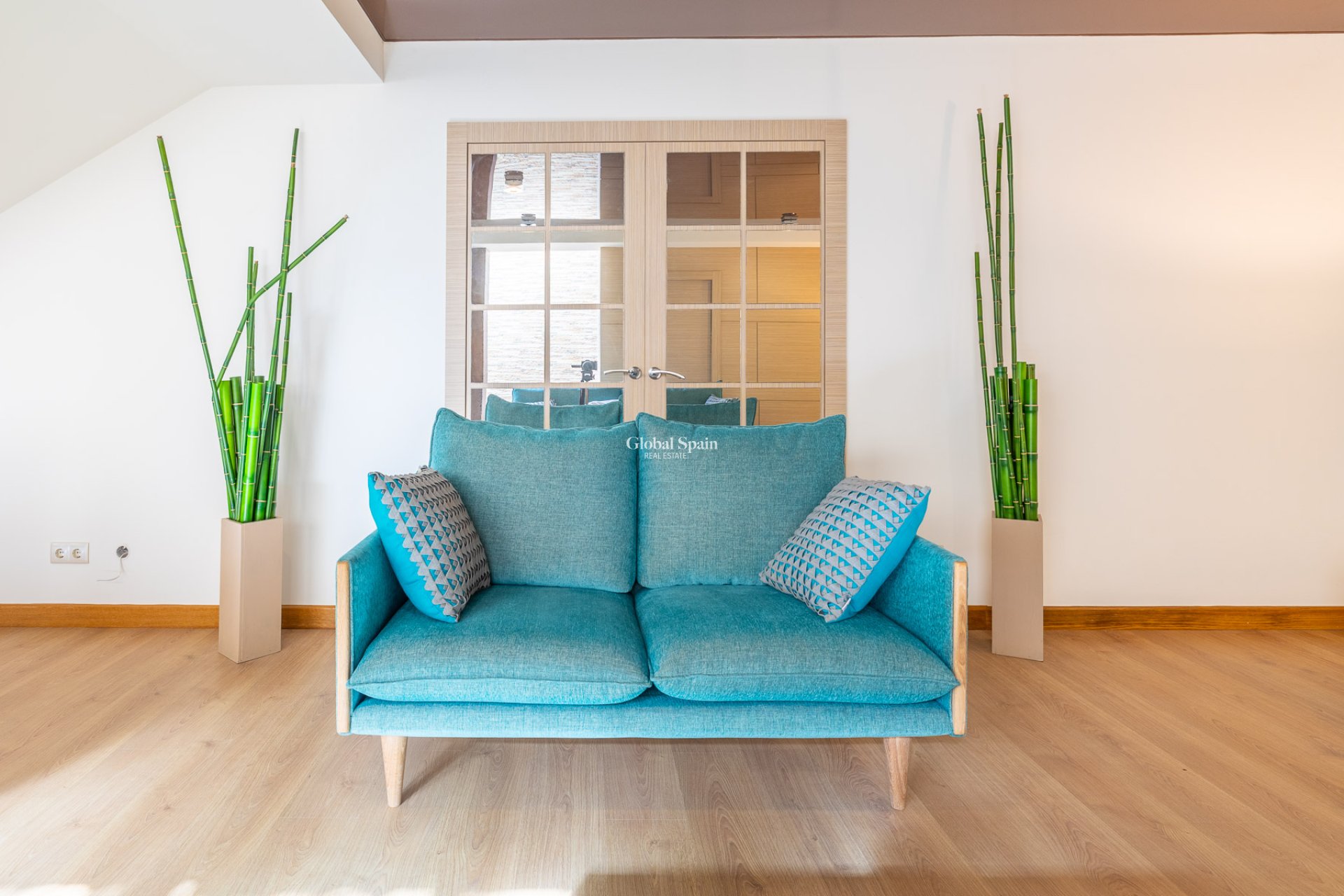 Resale - Villa -
ORIHUELA COSTA - La Zenia