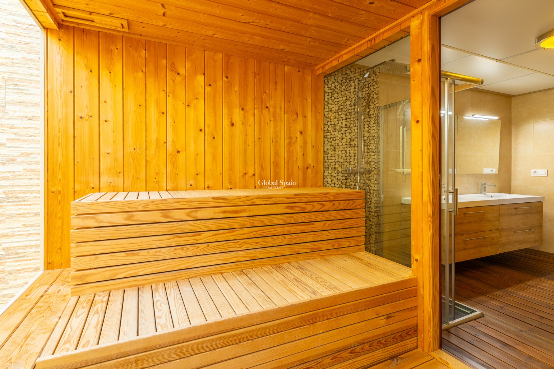 Resale - Villa -
ORIHUELA COSTA - La Zenia