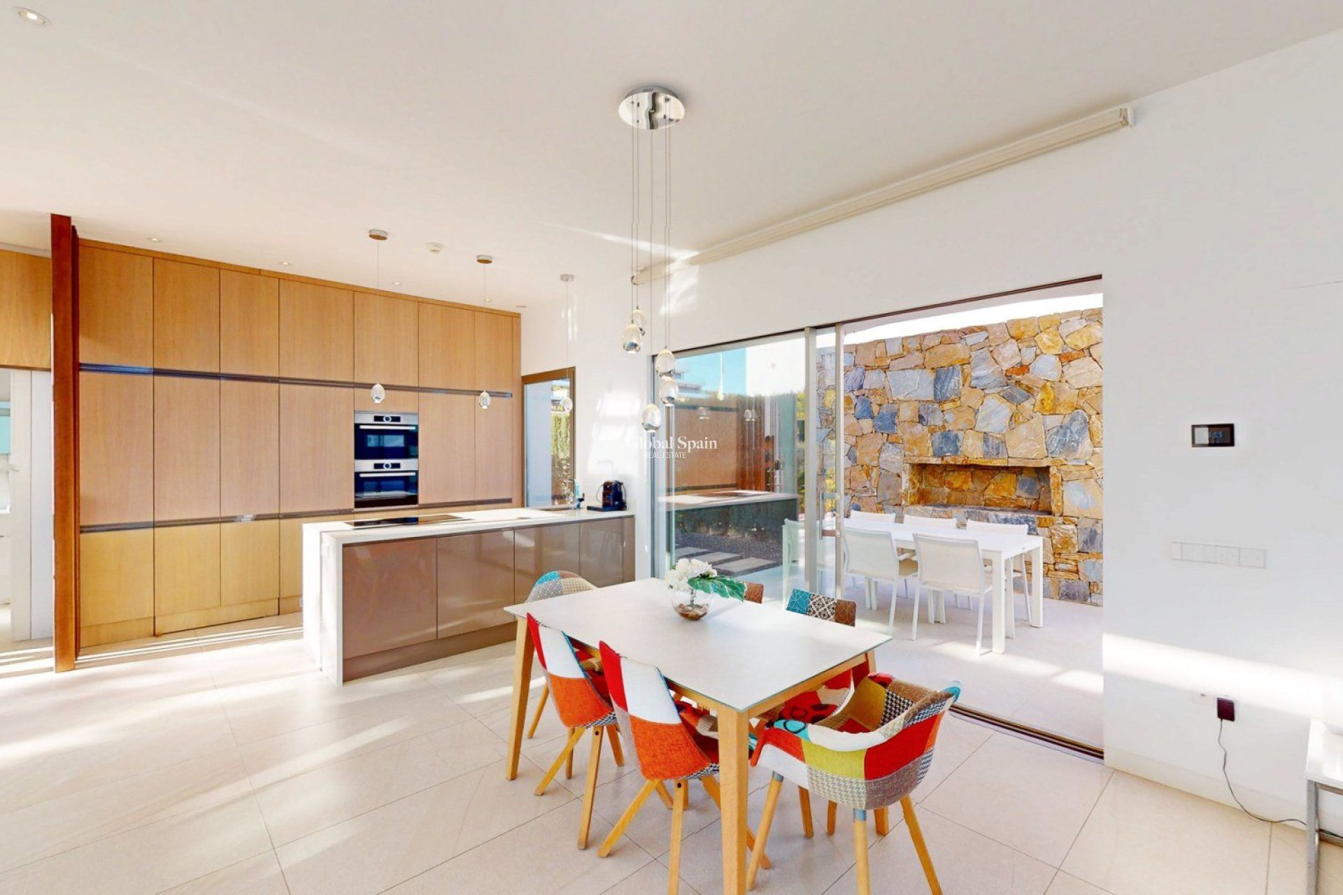 Resale - VILLA -
ORIHUELA COSTA - Las Colinas Golf