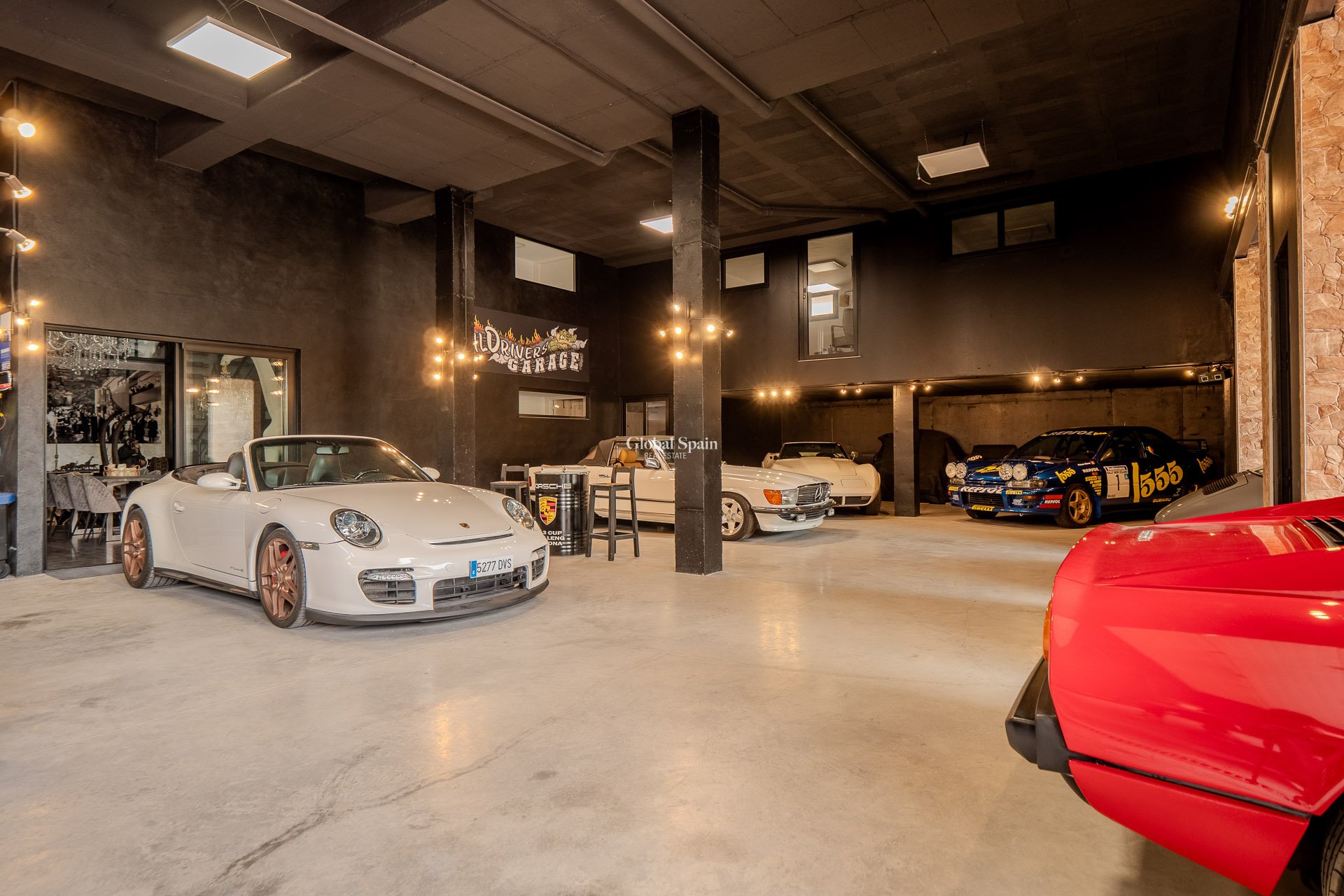 Resale - Villa -
ORIHUELA COSTA - Las Colinas Golf