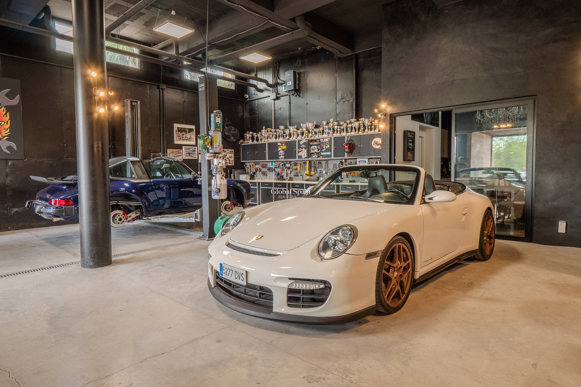 Resale - Villa -
ORIHUELA COSTA - Las Colinas Golf