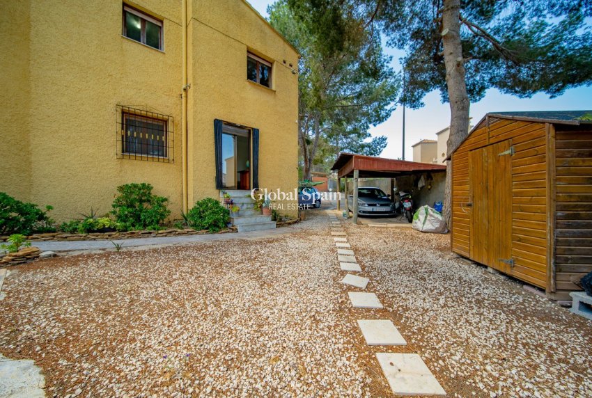 Resale - Villa -
ORIHUELA COSTA - Las Filipinas