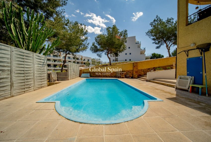 Resale - Villa -
ORIHUELA COSTA - Las Filipinas
