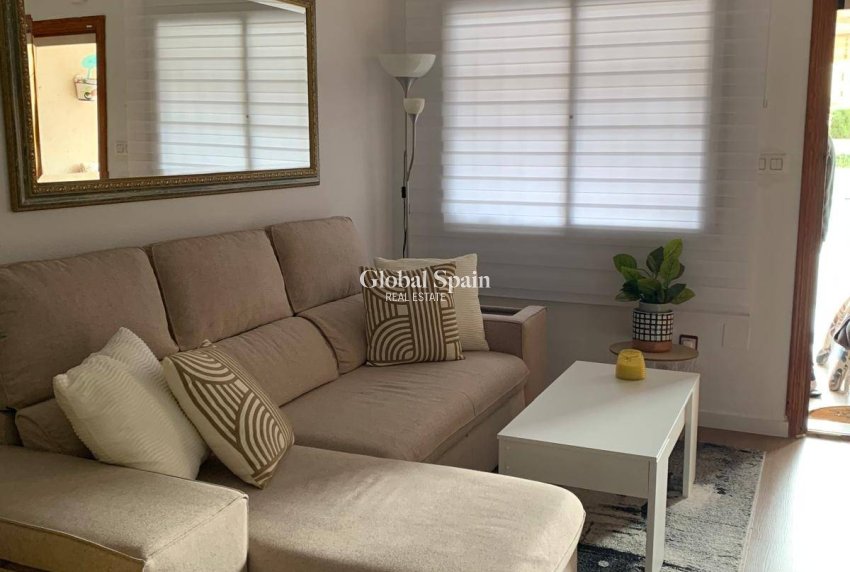 Resale - VILLA -
ORIHUELA COSTA - Las Filipinas