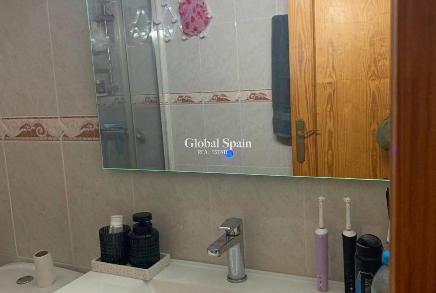 Resale - VILLA -
ORIHUELA COSTA - Las Filipinas