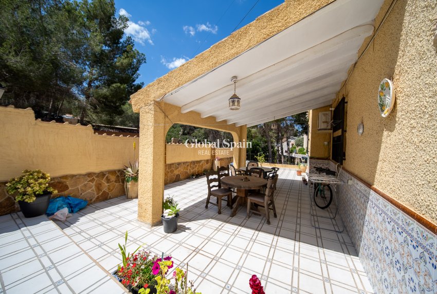 Resale - Villa -
ORIHUELA COSTA - Las Filipinas